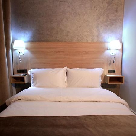 Hotel Ichbilia فندق اشبيلية Маракеш Екстериор снимка